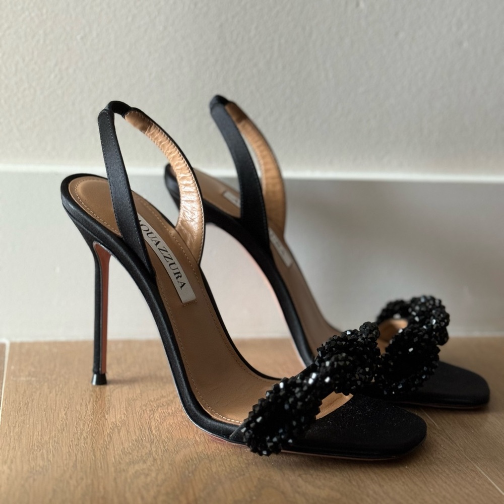 Never Worn- Aquazzura
Women's Black Chain Of Love 105mm Satin Sandals